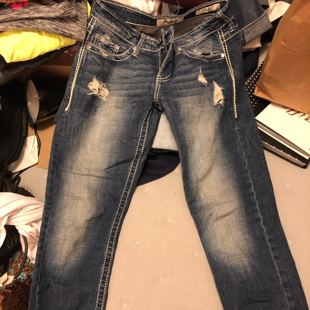 Capris - Picture 2 of 3